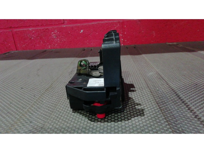 Recambio de cerradura puerta trasera derecha para opel zafira a  | 0.99 - 0.05  | 0.99 - 0.05 referencia OEM IAM   