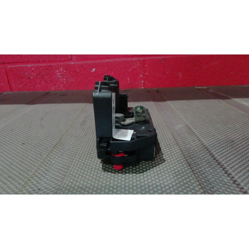 Recambio de cerradura puerta trasera izquierda para opel zafira a  | 0.99 - 0.05  | 0.99 - 0.05 referencia OEM IAM   