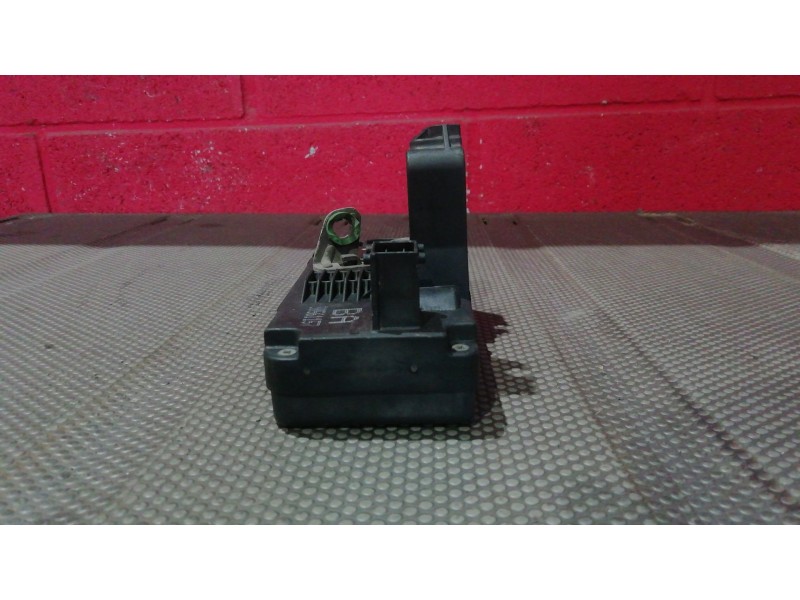 Recambio de cerradura puerta trasera izquierda para opel zafira a  | 0.99 - 0.05  | 0.99 - 0.05 referencia OEM IAM   