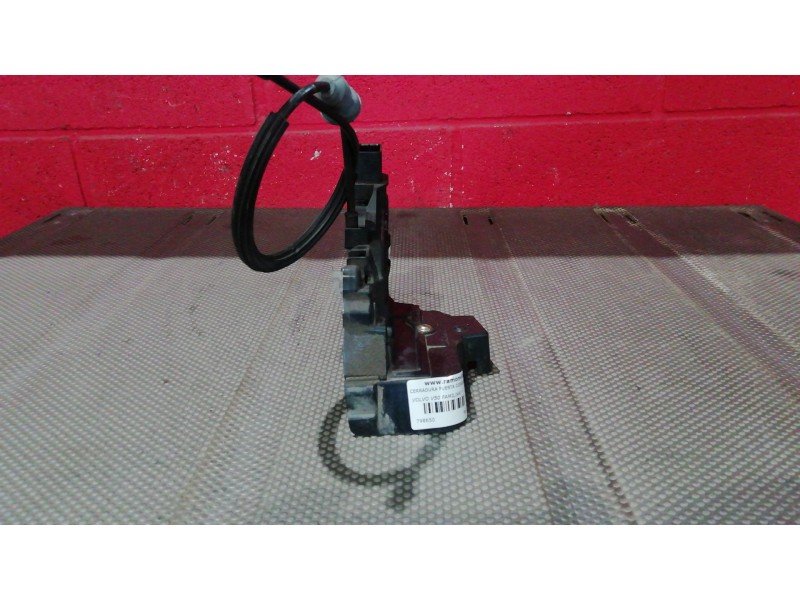 Recambio de cerradura puerta corredera derecha para volvo v50 familiar  | 0.04 - ...  | 0.04 - ... referencia OEM IAM   