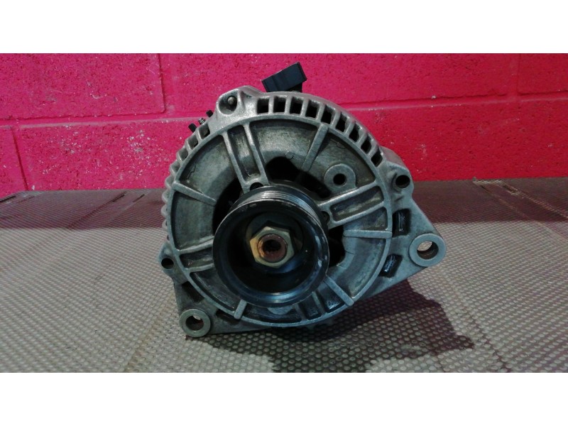 Recambio de alternador para ford mondeo berlina (gd) 1.8 16v cat | 0.96 - ... 1.8 16v cat | 0.96 - ... referencia OEM IAM 93BB10