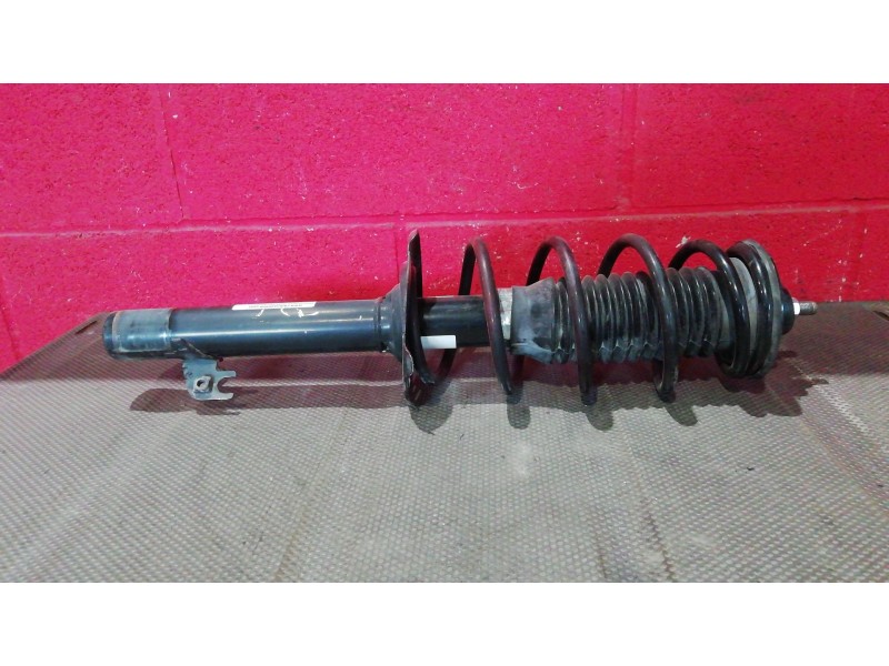 Recambio de amortiguador delantero izquierdo para toyota aygo (kgb/wnb) blue referencia OEM IAM    Recambio de amortiguador delantero izquierdo para toyota aygo (kgb/wnb) blue referencia OEM IAM