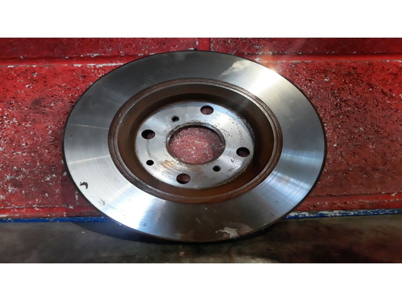 Recambio de disco freno delantero para toyota aygo (kgb/wnb) blue referencia OEM IAM    Recambio de disco freno delantero para toyota aygo (kgb/wnb) blue referencia OEM IAM