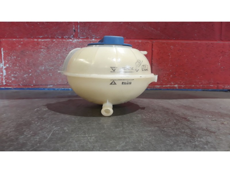 Recambio de deposito expansion para volkswagen polo (9n1) 1.2 12v | 0.01 - ... 1.2 12v | 0.01 - ... referencia OEM IAM   