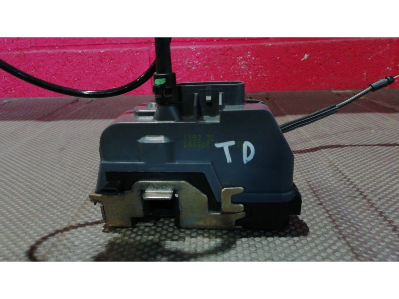 Recambio de cerradura puerta trasera derecha para renault scenic ii 1.5 dci diesel | 0.03 - 0.09 1.5 dci diesel | 0.03 - 0.09 re