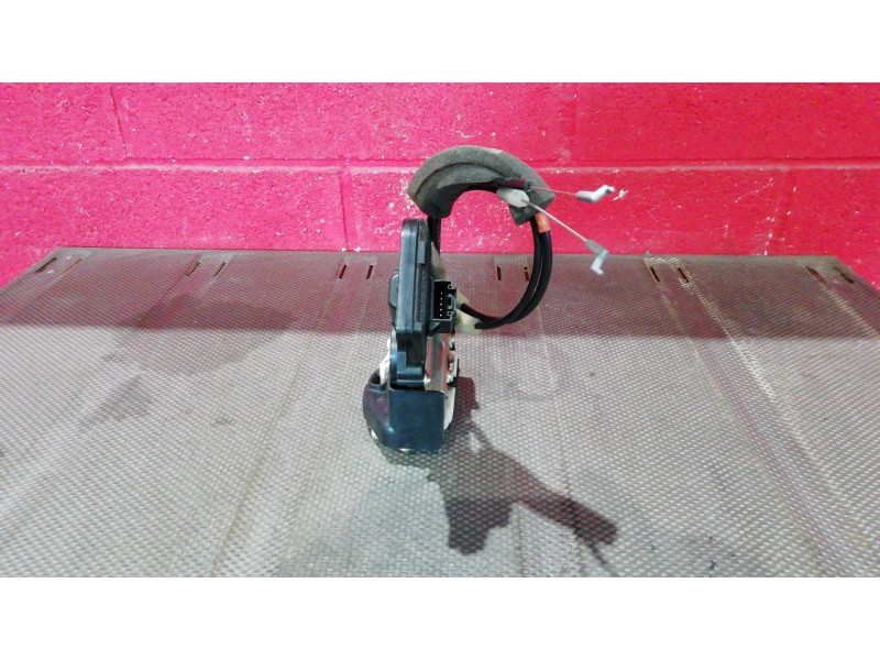 Recambio de cerradura puerta trasera derecha para mazda 6 berlina (gg) 2.0 diesel cat | 0.02 - ... 2.0 diesel cat | 0.02 - ... r