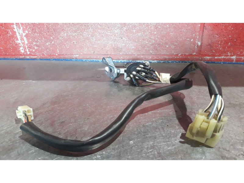 Recambio de conmutador de arranque para rover 200 214 si referencia OEM IAM    Recambio de conmutador de arranque para rover 200 214 si referencia OEM IAM