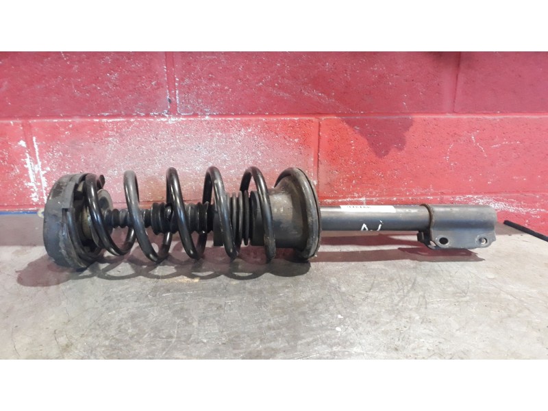 Recambio de amortiguador delantero izquierdo para renault 19 (b/c/l53)  | 0.92 - 0.96  | 0.92 - 0.96 referencia OEM IAM   