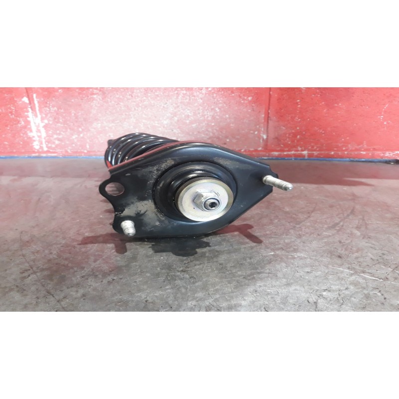 Recambio de amortiguador trasero izquierdo para toyota corolla verso (r1) 1.8 luna | 02.04 - 12.09 1.8 luna | 02.04 - 12.09 refe