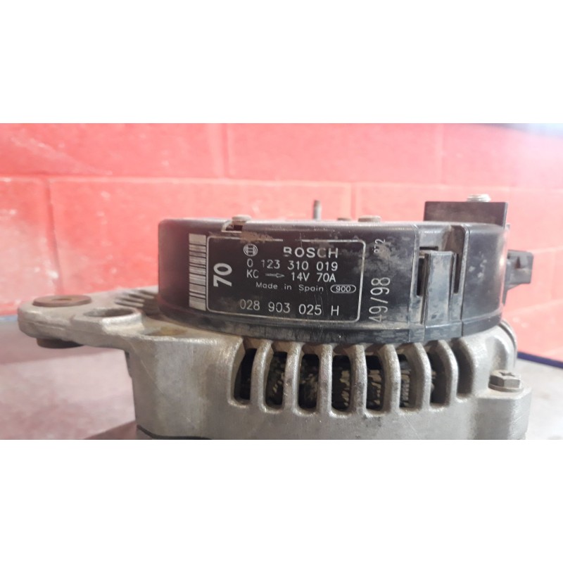 Recambio de alternador para seat ibiza (6k1) 1.4 referencia OEM IAM 0123310019 028903025H 