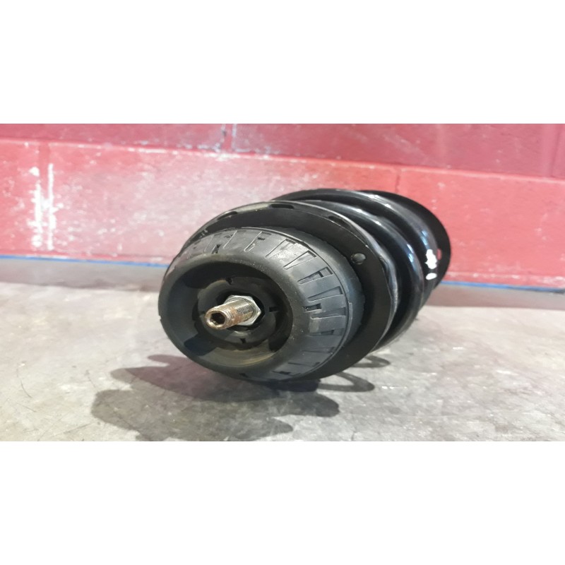 Recambio de amortiguador delantero derecho para toyota yaris (ksp9/scp9/nlp9) 1.4 turbodiesel cat referencia OEM IAM   