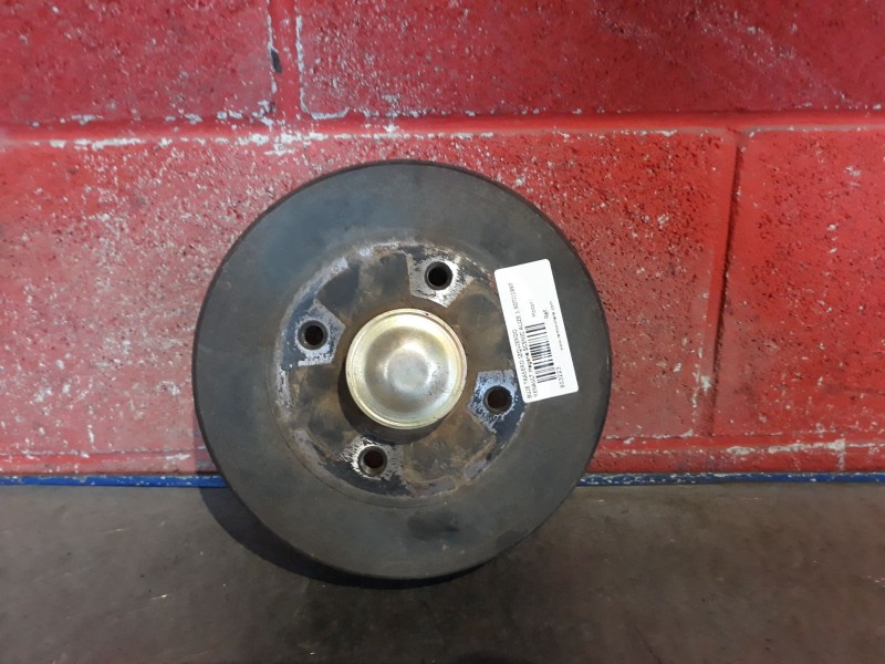 Recambio de buje trasero izquierdo para renault megane scenic alize 1.9dti referencia OEM IAM   