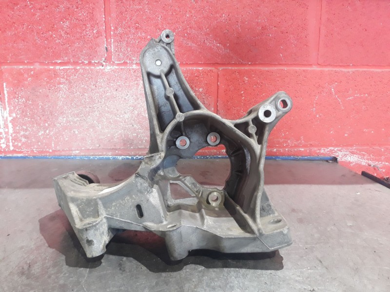 Recambio de soporte alternador para renault megane i coupe fase 2 (da..) 1.9 dci dynamique | 10.00 - 12.02 1.9 dci dynamique | 1