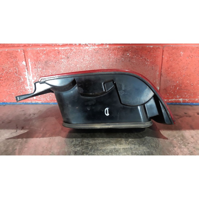 Recambio de piloto trasero derecho para citroen saxo  | 0.99 - 0.03  | 0.99 - 0.03 referencia OEM IAM   