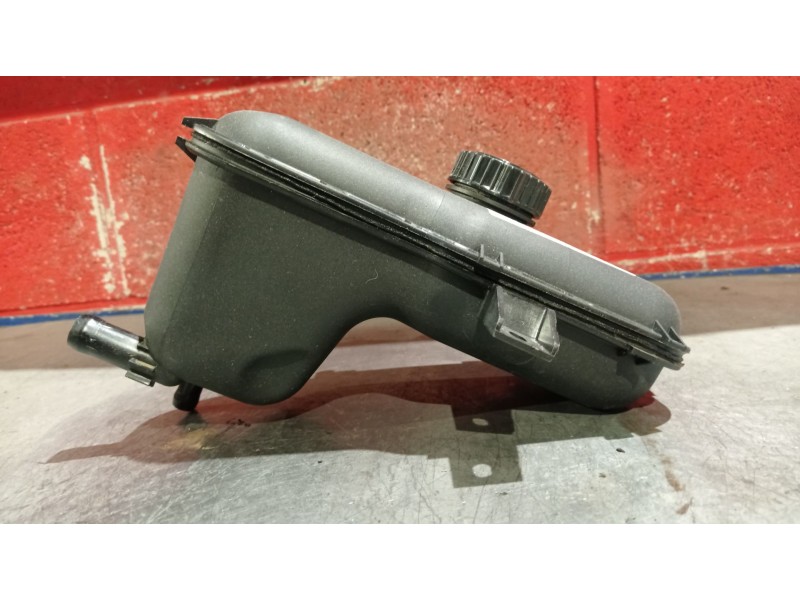 Recambio de deposito liquido direccion para citroen berlingo 1.6 hdi 75 x referencia OEM IAM    Recambio de deposito liquido direccion para citroen berlingo 1.6 hdi 75 x referencia OEM IAM