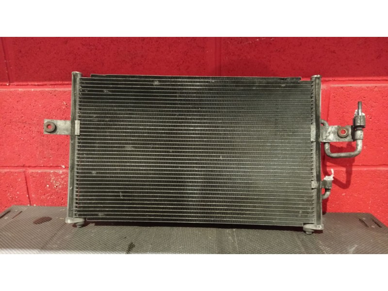 Recambio de condensador radiador aire acondicionado para hyundai accent referencia OEM IAM   