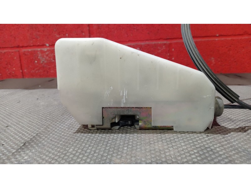 Recambio de cerradura puerta delantera derecha para ford ka (ccq) 1.3 cat | 0.96 - ... 1.3 cat | 0.96 - ... referencia OEM IAM  