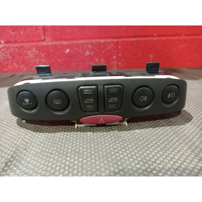 Recambio de mando elevalunas delantero izquierdo para fiat punto berlina (188) 1.2 16v elx | 08.99 - 12.01 1.2 16v elx | 08.99 -