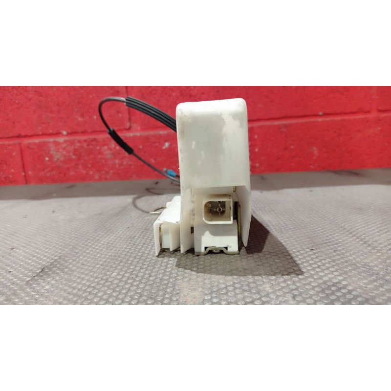 Recambio de cerradura puerta delantera derecha para ford ka (ccq) 1.3 cat | 0.96 - ... 1.3 cat | 0.96 - ... referencia OEM IAM  