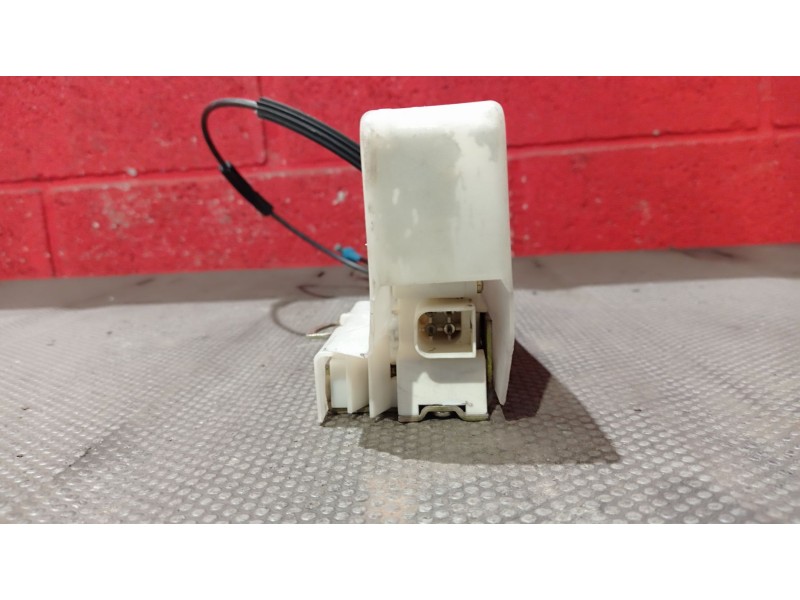 Recambio de cerradura puerta delantera derecha para ford ka (ccq) 1.3 cat | 0.96 - ... 1.3 cat | 0.96 - ... referencia OEM IAM  